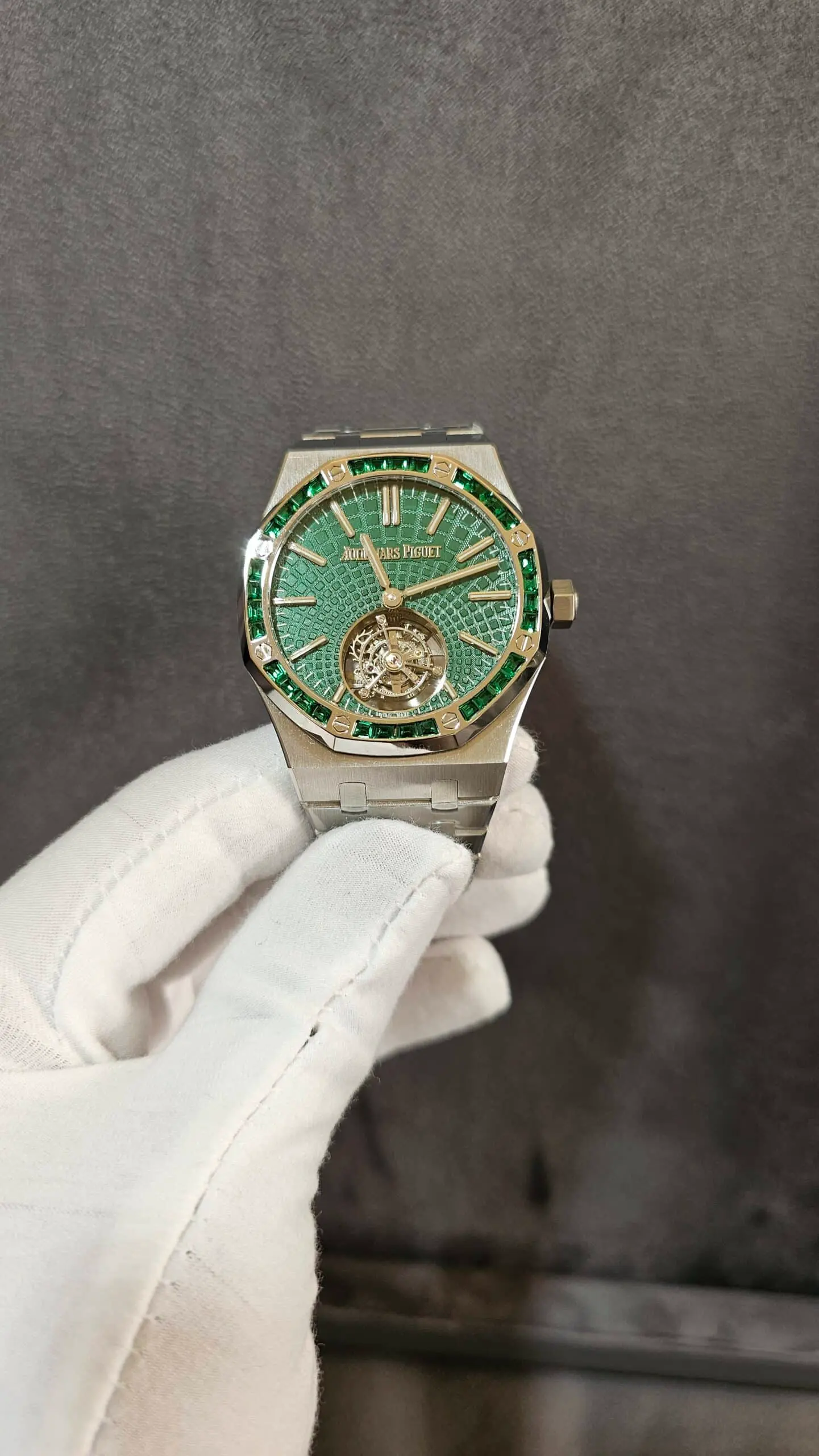 Audemars Piguet Royal Oak Flying Tourbillon 265321C.EE.1220TI.01