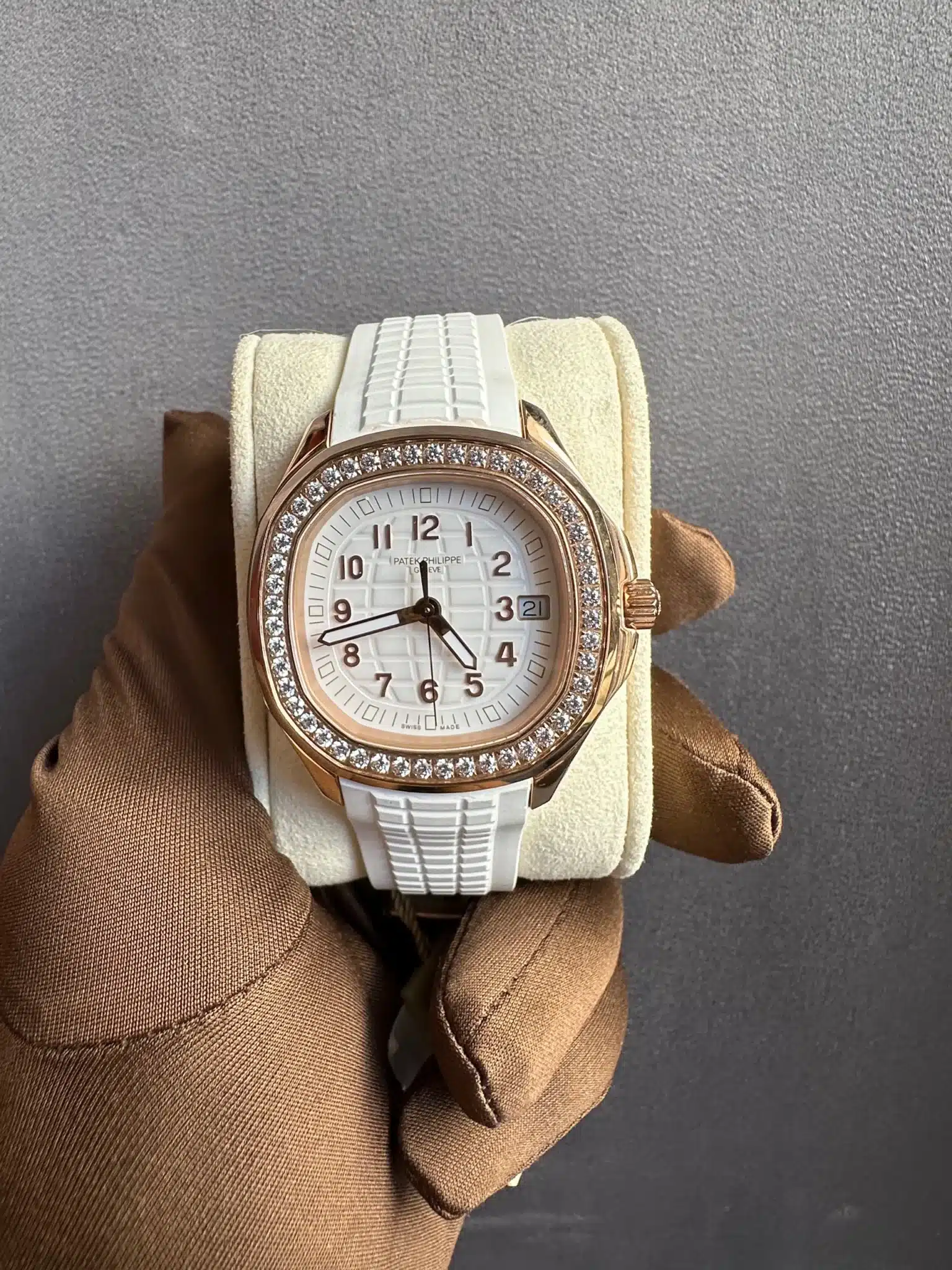 Patek Philippe Aquanaut Luce Travel 38mm