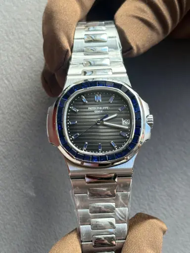 Patek Philippe Nautilus Platinum Blue Sapphire 5711/111P-001