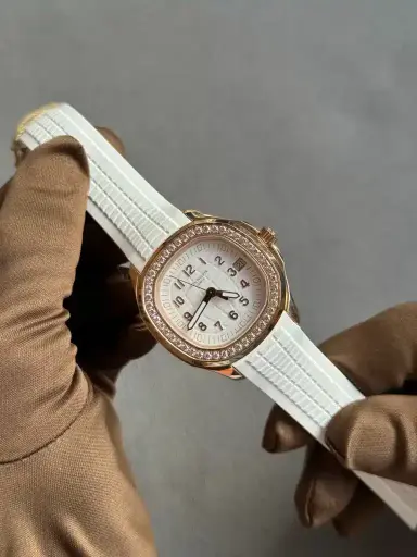 Patek Philippe Aquanaut Luce Travel 38mm